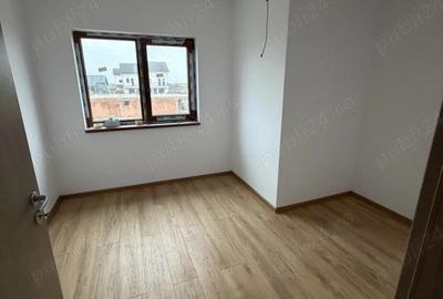 Casă cu Teren 370 Mp în Săcălaz - 8