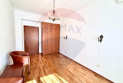 DE INCHIRIAT Apartament 5 camere Arcul de Triumf - 26