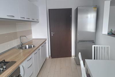 Apartament cu 2 camere decomandat în Tractorul - 7