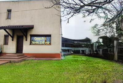 Casă cu 4 camere cu Canalizare în 1 Decembrie