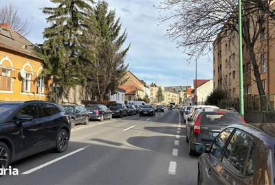 Garsonieră semidecomandată în Tractorul