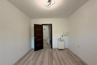 Spațiu comercial, de 95 mp, în Tractorul - 4