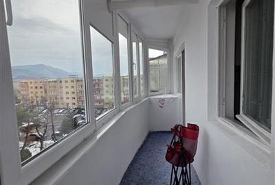 Apartament cu 2 camere decomandat, mobilat în 13 Decembrie - 6