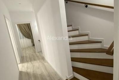 Casă individuală cu 4 camere cu Canalizare în Central - 5