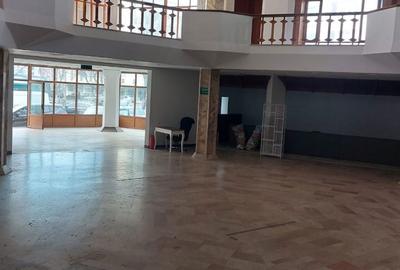 Spațiu comercial, de 2,000 mp, în Bălcescu - 5
