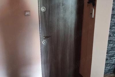 Apartament cu 3 camere decomandat în Central - 2