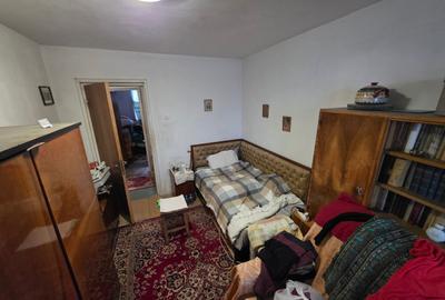 Apartament cu 3 camere semidecomandat în Veteranilor - 12