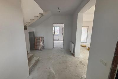 Duplex cu 4 camere, finisaje la alegere. Comision 0 - 3