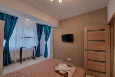 La 2 minute de mare, doua camere decomandate. - 4