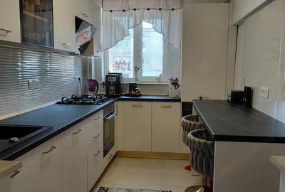 Apartament cu 4 camere decomandat în Central - 7