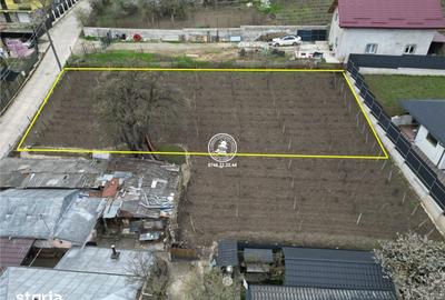 Teren de 680 mp, în Valea Lupului