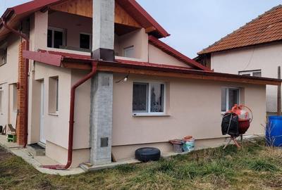 Casă cu 4 camere în Mihăești - 4