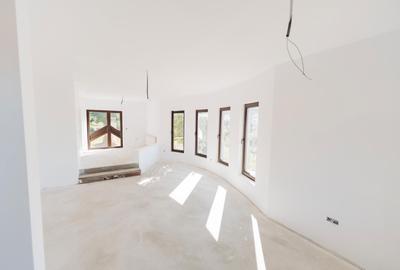 Casă cu 4 camere în Maieru - 2