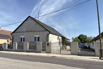Casă individuală cu 3 camere cu Canalizare în Carei - 1