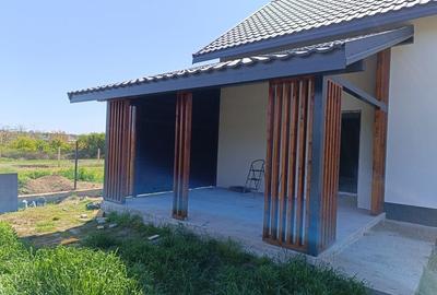 Casă cu 3 camere în Corbu - 8