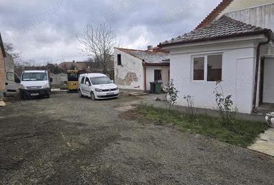 Casă cu 2 camere cu Teren 650 Mp în Central - 8