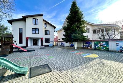 Casă cu 7 camere cu Teren 780 Mp în Prelungirea Ghencea