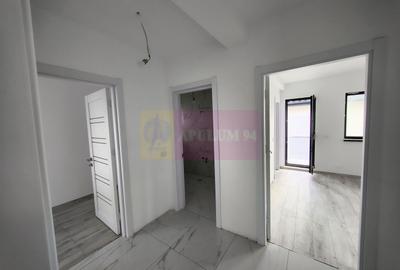 Casă individuală cu 4 camere cu Canalizare în Est - 60