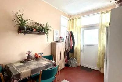 Apartament cu 3 camere la casa cu acces auto in curte Centru Oradea - 7