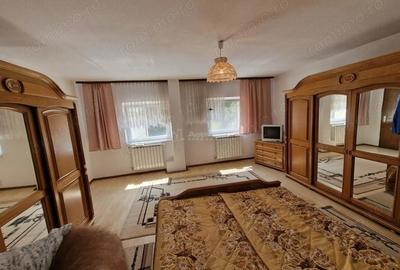 Casă cu 7 camere cu Teren 720 Mp în Vest - 19