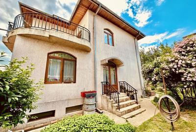 Casă cu 5 camere cu Teren 411 Mp în Rahova - 1