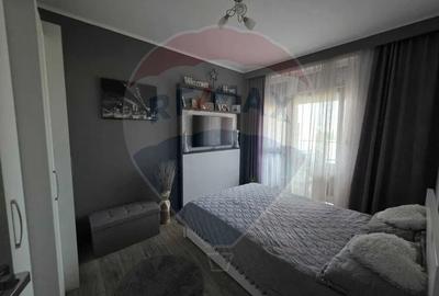 Apartament cu 3 camere si loc de parcare la Ared Micalaca - 3