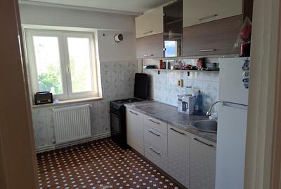 Apartament cu 3 camere decomandat în Casa de Cultură - 7