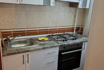 Garsonieră semidecomandată în Micro 3 - 9