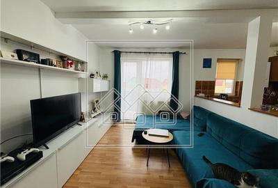 Apartament cu 3 camere decomandat în Terezian - 12