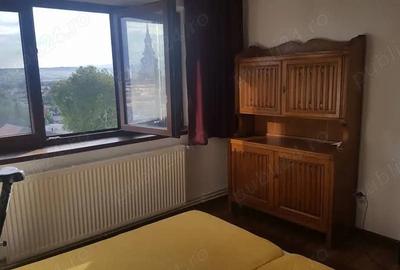 Apartament cu 2 camere decomandat în Central - 2