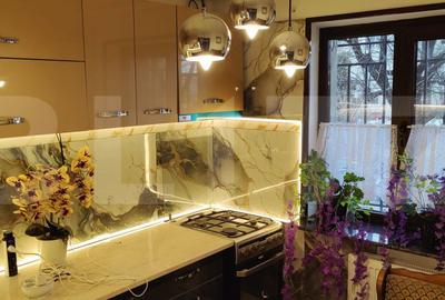 Apartament cu 3 camere în Micro 9 - 1