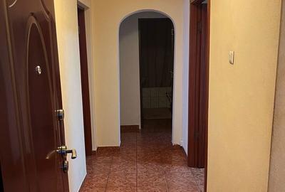 Apartament cu 3 camere decomandat în Micro 11 - 5