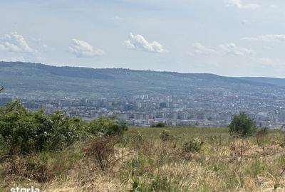 Teren de 537 mp, în Iris