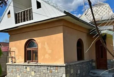 Casa de vanzare sau schimb cu apartament! - 1