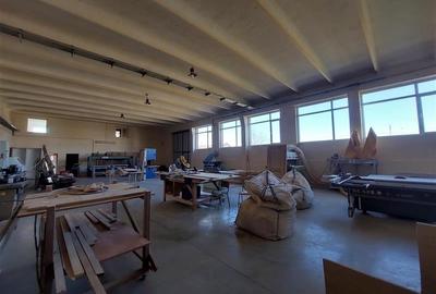 Hala cu birouri in apropiere de autostrada - 4