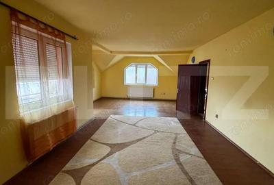 Casă cu 3 camere cu Teren 300 Mp în Cetate - 2