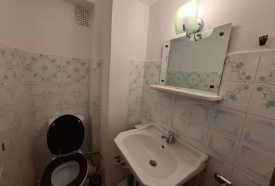 INCHIRIERE-APARTAMENT 3 CAMERE-DECOMANDAT-CENTRU - 9