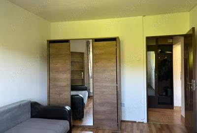 Garsonieră decomandată în Central - 1