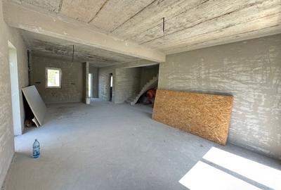 Duplex cu 4 camere cu Canalizare în Popești - 11