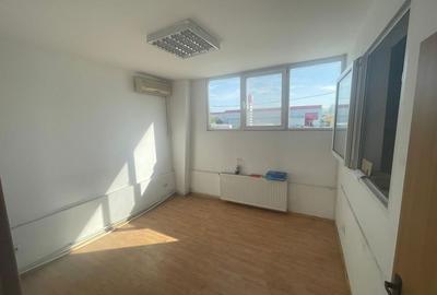 Spațiu comercial, de 1,230 mp, în Central - 7