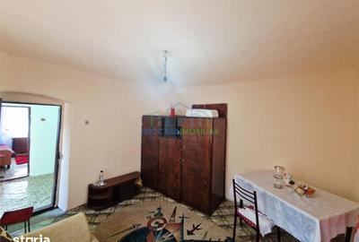 Casă cu 3 camere cu Teren 664 Mp în Gângiova - 13