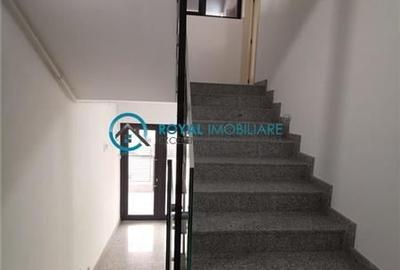 Royal Imobiliare - Inchiriere 2 camere bloc nou  zona Ultracentrala - 14