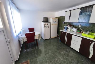 ROANDY-Casa solida cu teren generos - Manesti - 4