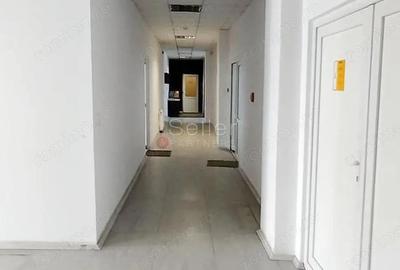 Spațiu comercial, de 617 mp, în Centrul Civic