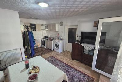 Casă cu Teren 1200 Mp în Central - 2