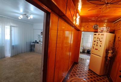 KM.4-5 APARTAMENT 3 CAMERE , MOBILAT, UTILAT, CENTRALA GAZ, LOC PARCARE , BOXA - 7