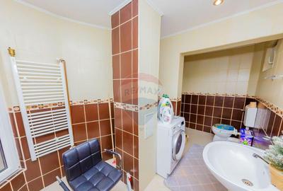 Casă cu 2 camere cu Teren 322 Mp în Progresul - 11