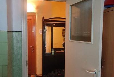 Apartament cu 3 camere decomandat, mobilat în Viziru 1 - 6
