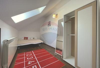 Apartament spectaculos pe doua niveluri cu priveliste catre Bucegi! - 38