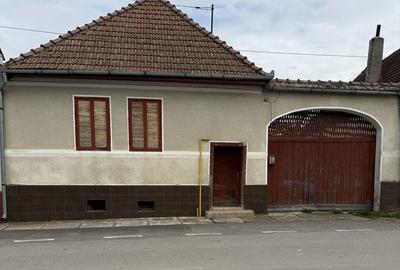 Casă cu 4 camere în Viștea - 1
